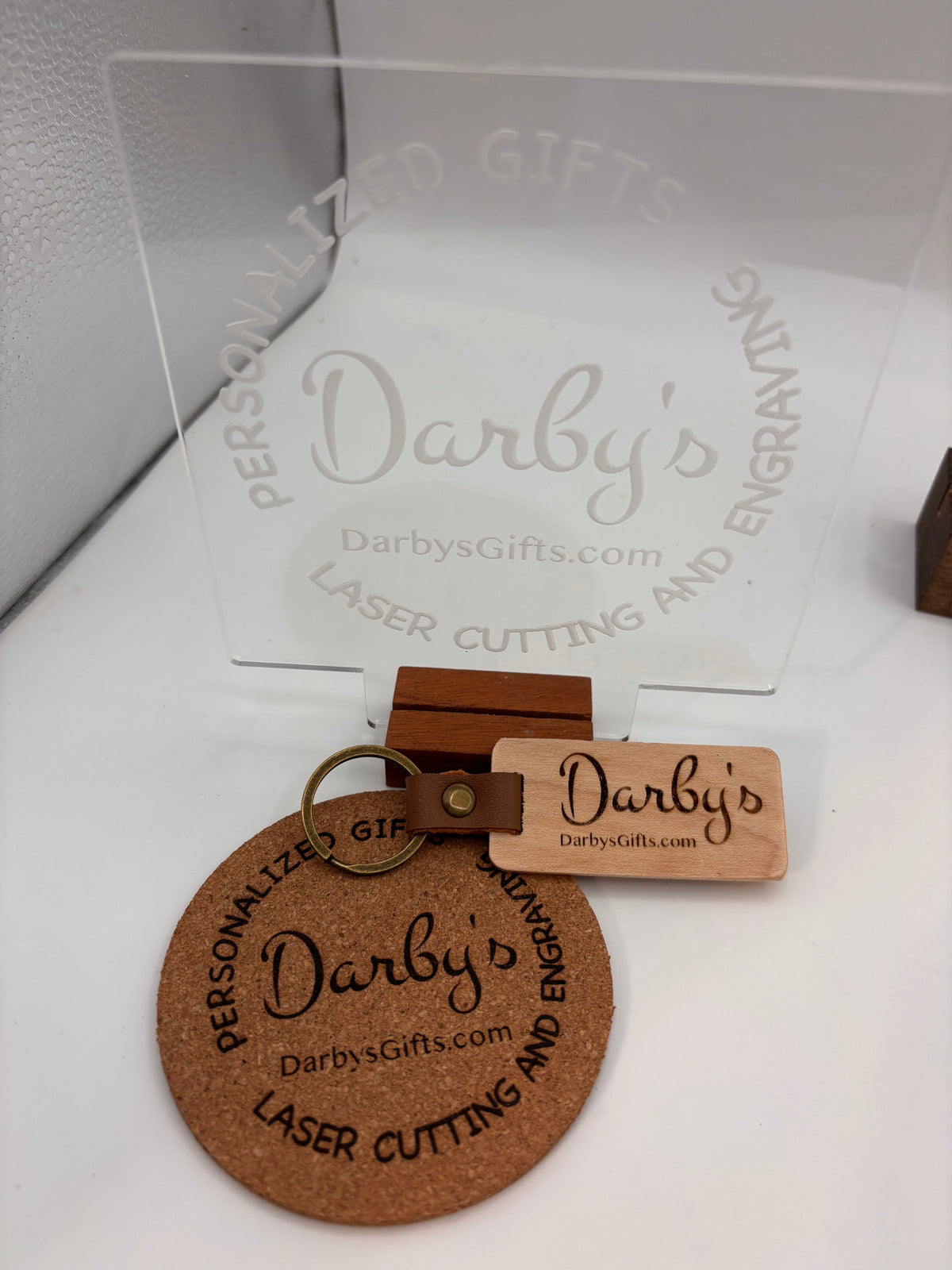 Custom Business Logo Promotional Items Keychains Coasters Magnets Signs